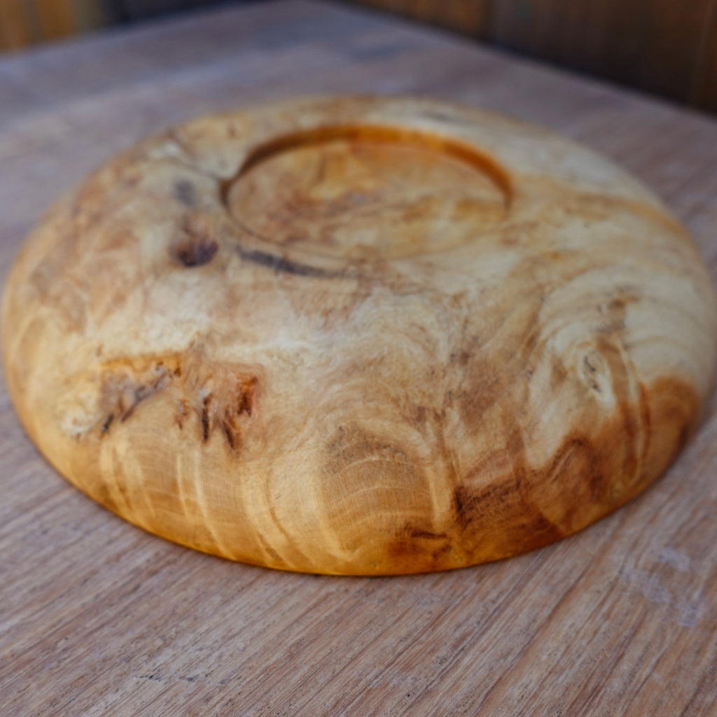 Holzteller, handgedrechselt