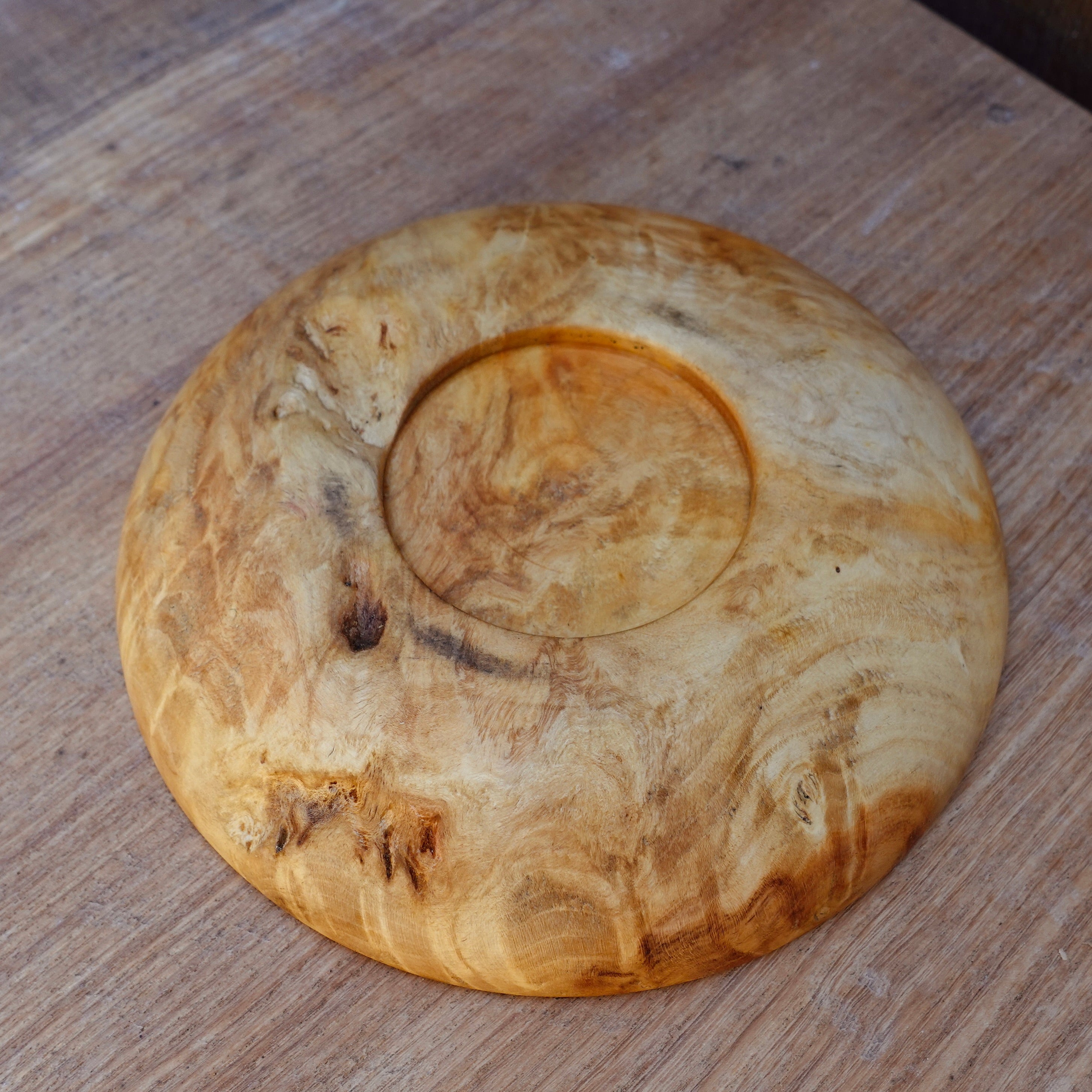 Holzteller, handgedrechselt
