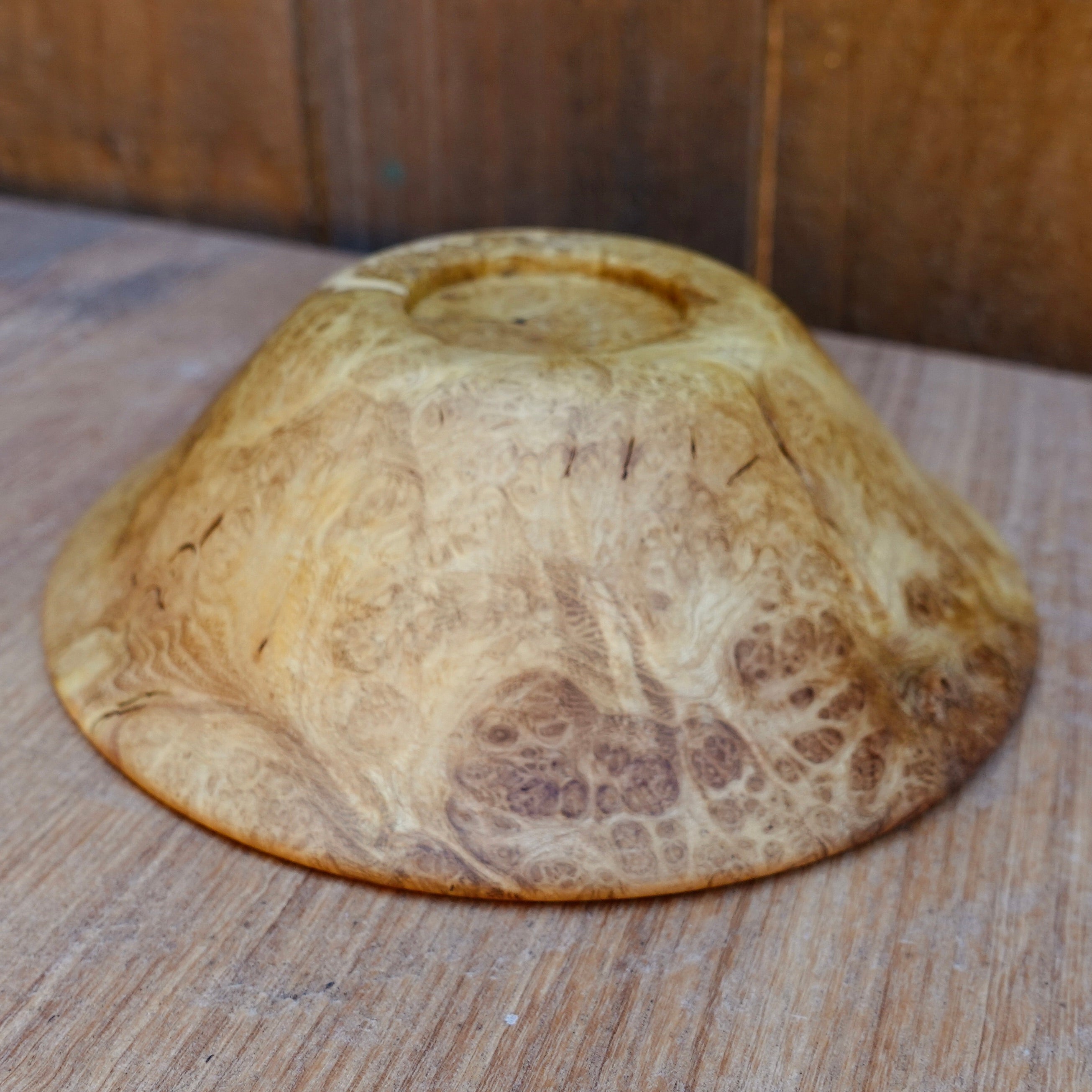 Holzschale, handgedrechselt